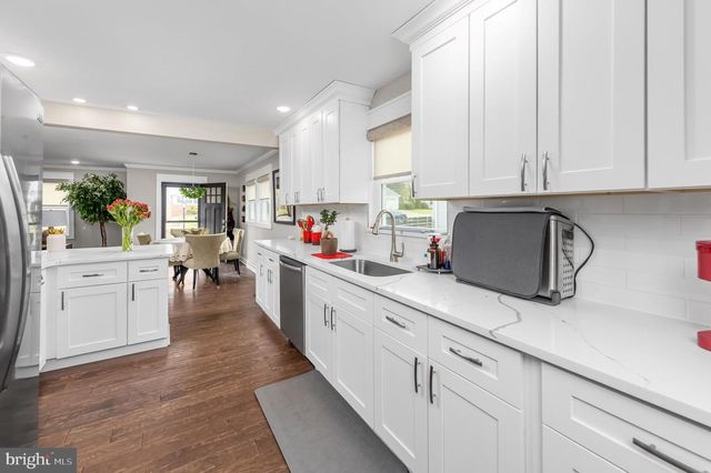 318 E 3RD STREET, Florence, NJ 08518