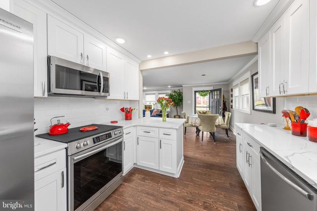 318 E 3RD STREET, Florence, NJ 08518