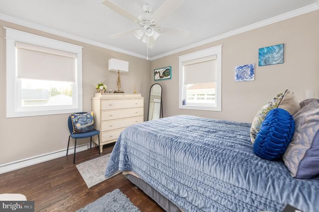 318 E 3RD STREET, Florence, NJ 08518