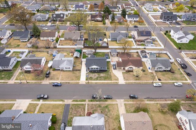 318 E 3RD STREET, Florence, NJ 08518