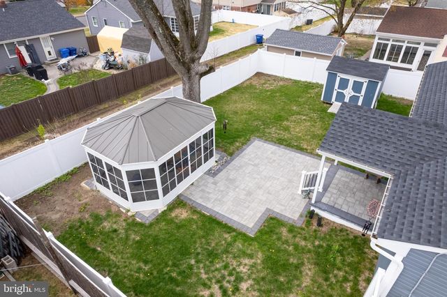 318 E 3RD STREET, Florence, NJ 08518
