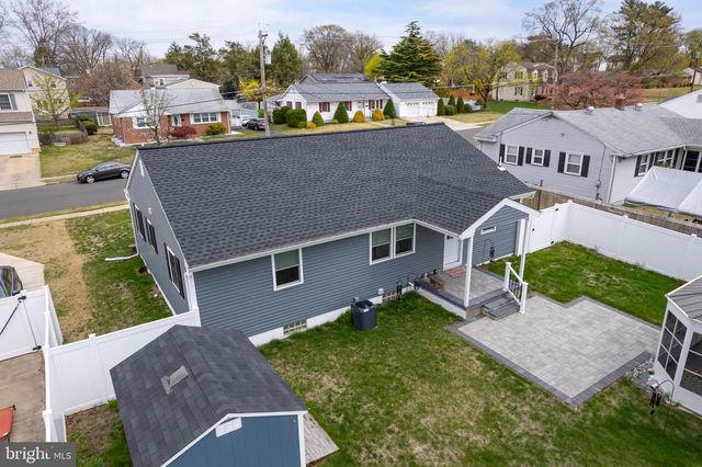 318 E 3RD STREET, Florence, NJ 08518
