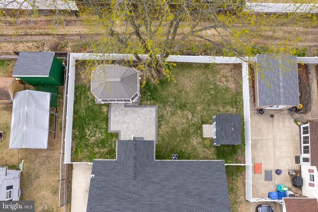 318 E 3RD STREET, Florence, NJ 08518