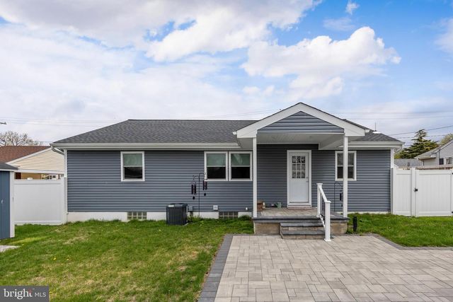 318 E 3RD STREET, Florence, NJ 08518