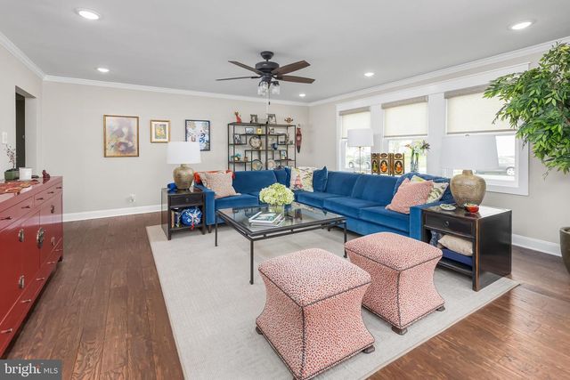 318 E 3RD STREET, Florence, NJ 08518