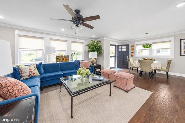 318 E 3RD STREET, Florence, NJ 08518
