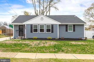 318 E 3RD STREET, Florence, NJ 08518