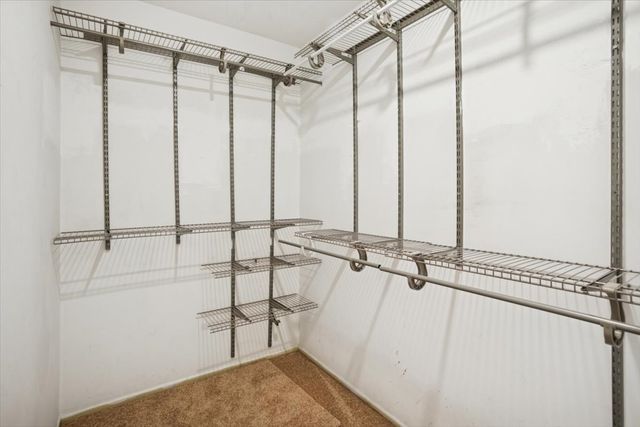 368 Willow Tree Court, Hoffman Estates, IL 60169