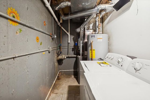 368 Willow Tree Court, Hoffman Estates, IL 60169