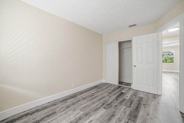 7903 SW 9th Street, North Lauderdale, FL 33068