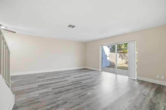 7903 SW 9th Street, North Lauderdale, FL 33068