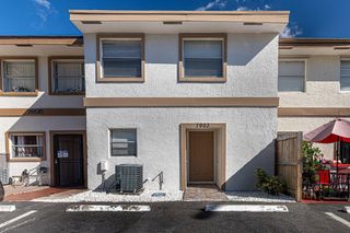 7903 SW 9th Street, North Lauderdale, FL 33068