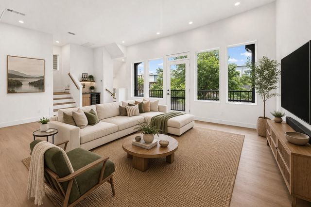 3209 Baer Street B, Houston, TX 77020