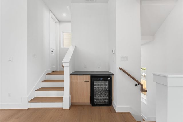 3209 Baer Street B, Houston, TX 77020