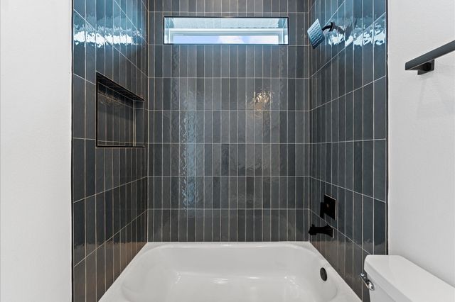 3209 Baer Street B, Houston, TX 77020