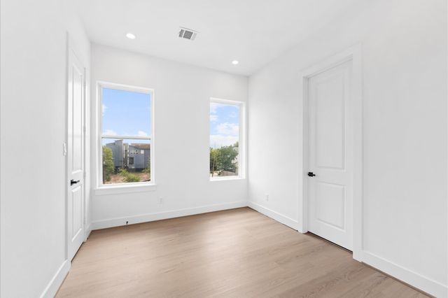 3209 Baer Street B, Houston, TX 77020