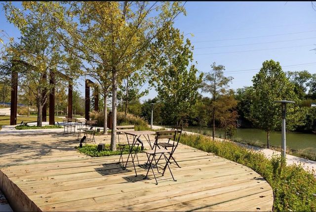 3209 Baer Street B, Houston, TX 77020