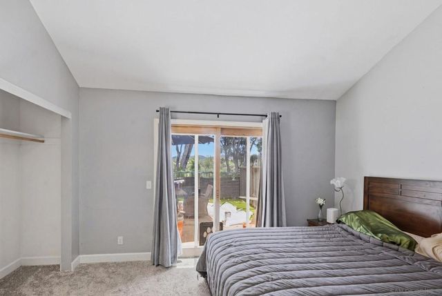 1853 Cathedral Gln, Escondido, CA 92029