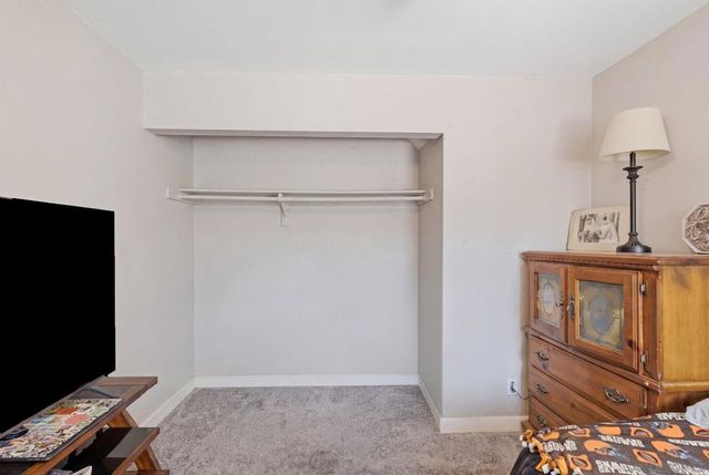 1853 Cathedral Gln, Escondido, CA 92029