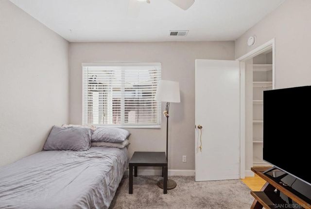 1853 Cathedral Gln, Escondido, CA 92029