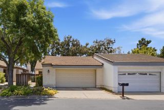 1853 Cathedral Gln, Escondido, CA 92029