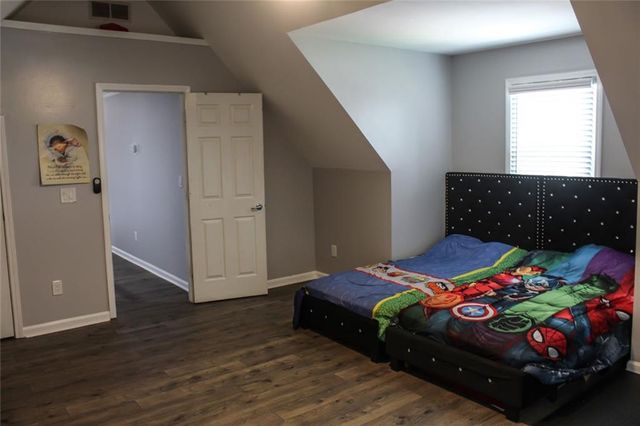 7550 Waters Edge Drive, Stone Mountain, GA 30087