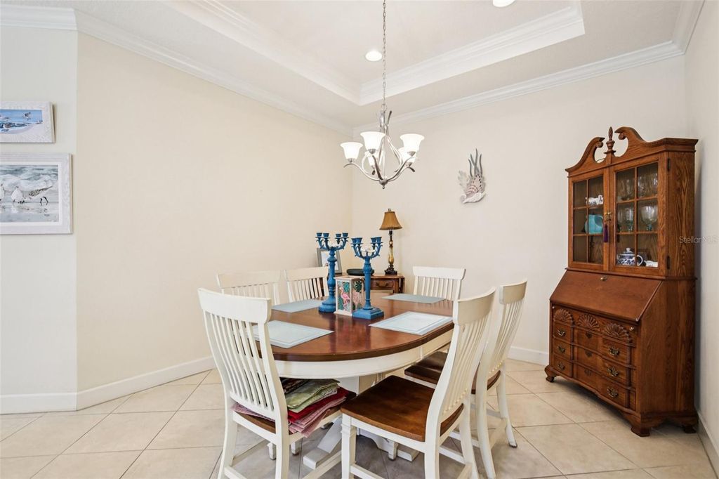 Image 11 of property listing at 293 CAPULET DRIVE, Venice, FL 34292