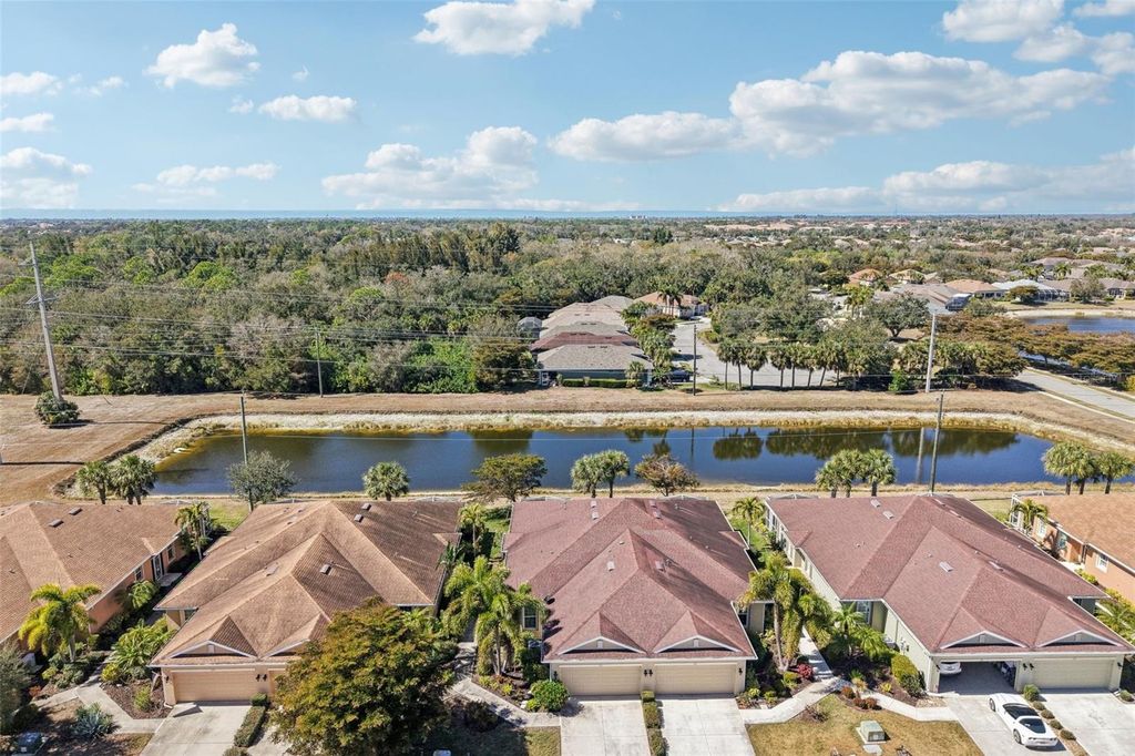 Image 39 of property listing at 293 CAPULET DRIVE, Venice, FL 34292