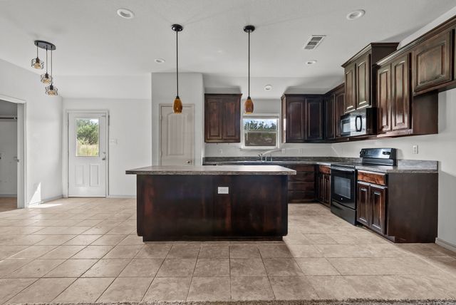 506 Brazos Hills Drive, Weatherford, TX 76087