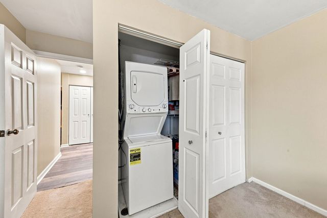 5950 Oakwood Drive 1C, Lisle, IL 60532