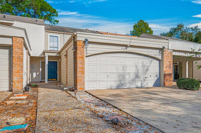 5930 Arncliffe Drive, Houston, TX 77088