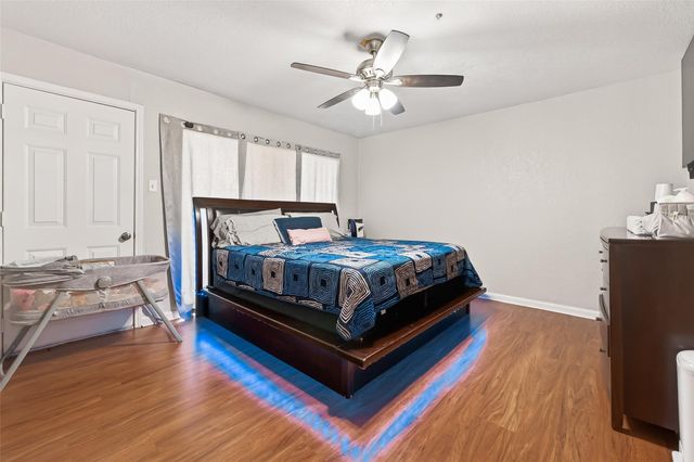 5930 Arncliffe Drive, Houston, TX 77088