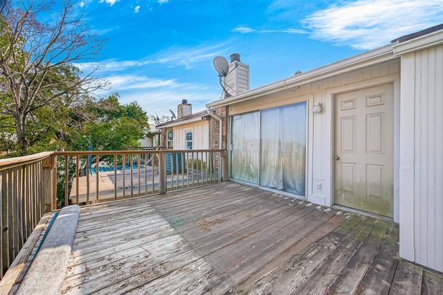 5930 Arncliffe Drive, Houston, TX 77088