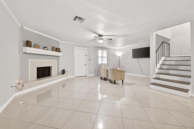 5930 Arncliffe Drive, Houston, TX 77088