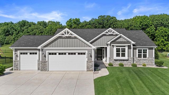 9154 Creekside CIRCLE, Pleasant Prairie, WI 53158