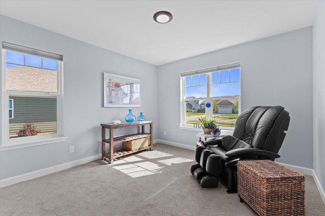 9154 Creekside CIRCLE, Pleasant Prairie, WI 53158
