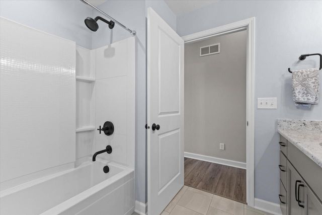 9154 Creekside CIRCLE, Pleasant Prairie, WI 53158