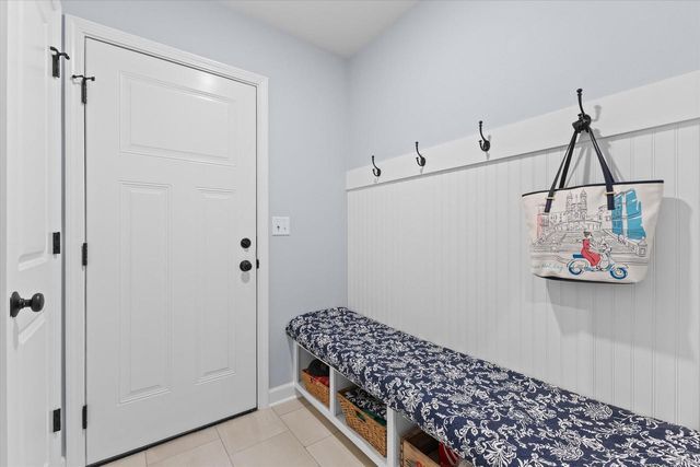 9154 Creekside CIRCLE, Pleasant Prairie, WI 53158