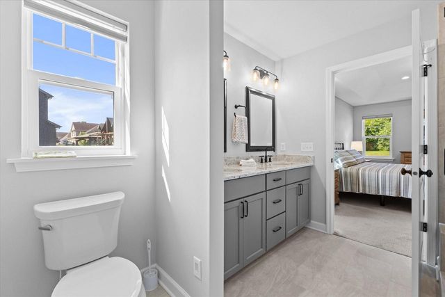 9154 Creekside CIRCLE, Pleasant Prairie, WI 53158