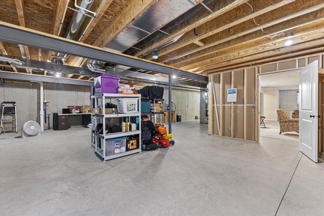9154 Creekside CIRCLE, Pleasant Prairie, WI 53158