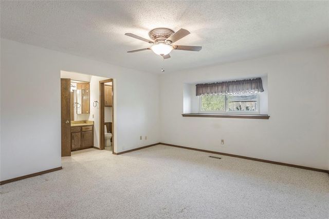 2008 Bella Vista Drive, Edmond, OK 73013