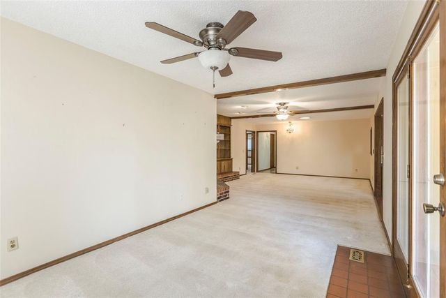2008 Bella Vista Drive, Edmond, OK 73013