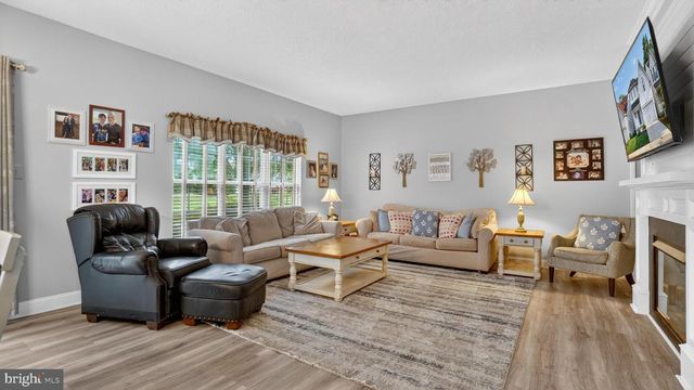 2441 KEMPER RD, Crofton, MD 21114