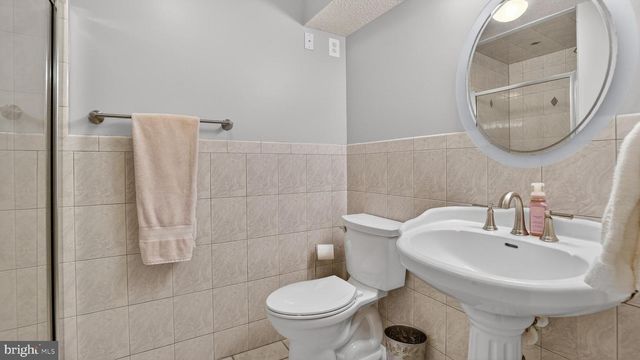 2441 KEMPER RD, Crofton, MD 21114