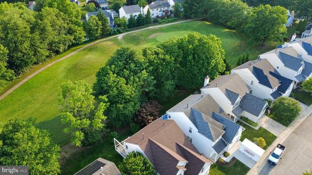 2441 KEMPER RD, Crofton, MD 21114