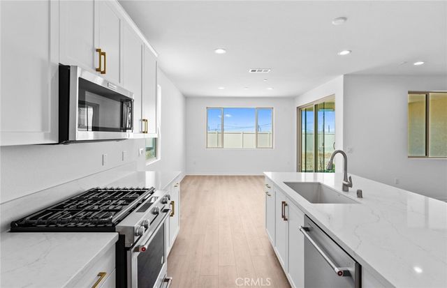 25164 Forest Hills Drive, Menifee, CA 92585