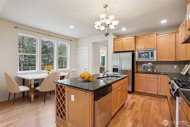 18200 NE 110th Street, Redmond, WA 98052