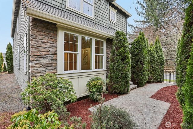 18200 NE 110th Street, Redmond, WA 98052