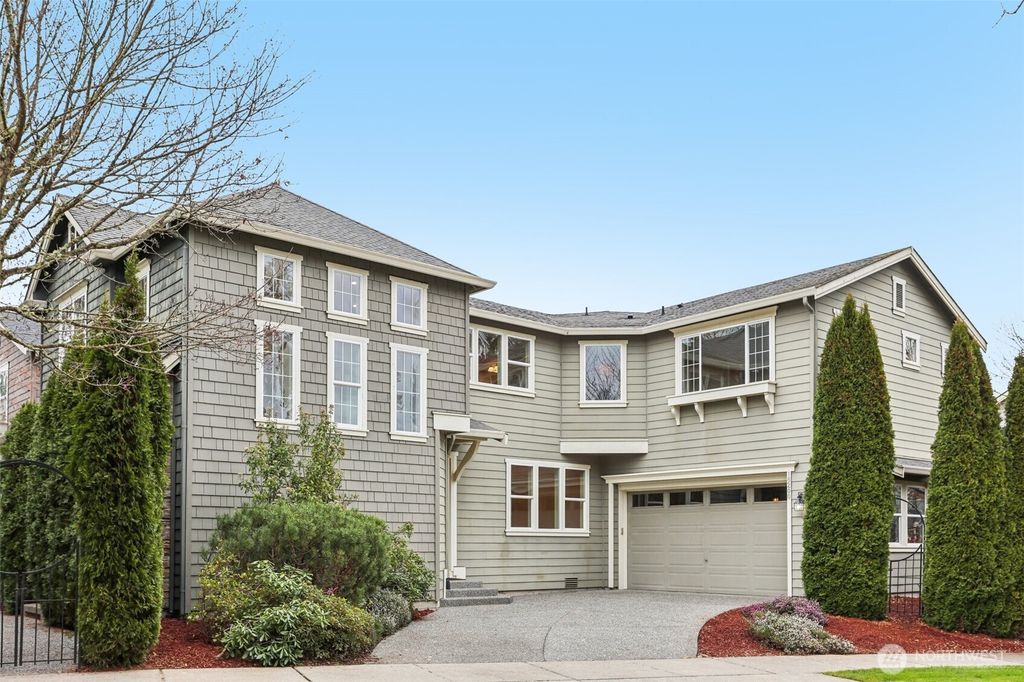 18200 NE 110th Street, Redmond, WA 98052