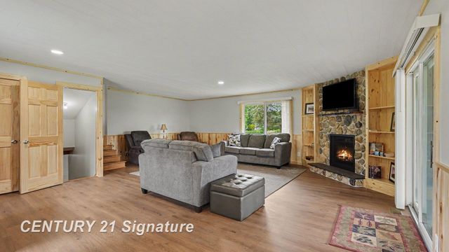 763 W Salzburg Road, Auburn, MI 48611